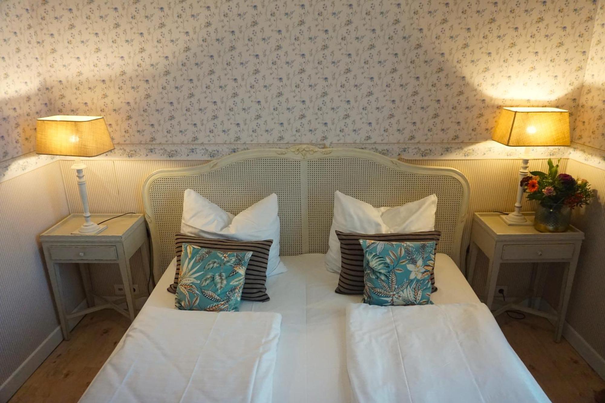 Hotel Bucheneck Linz am Rhein Eksteriør billede